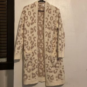 SUPER SOFT Caitlin Covington x pink lily small cheetah print cardigan - new